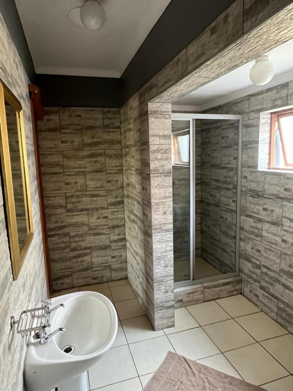 Balfour Lodge Екстер'єр фото