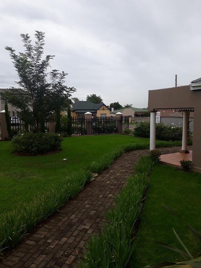 Balfour Lodge Екстер'єр фото